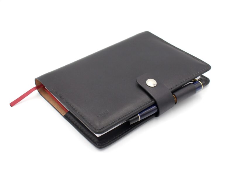 etui-na-piora-i-dlugopisy-pen-cases-101.jpg etui-na-piora-i-dlugopisy-pen-cases-101.jpg