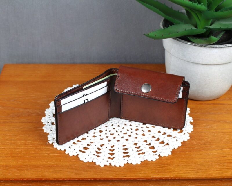 portfel-uniwerslany-daily-unisex-wallet-v1-3.jpg portfel-uniwerslany-daily-unisex-wallet-v1-3.jpg