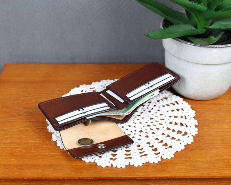 portfel-uniwerslany-daily-unisex-wallet-v1-7.jpg portfel-uniwerslany-daily-unisex-wallet-v1-7.jpg