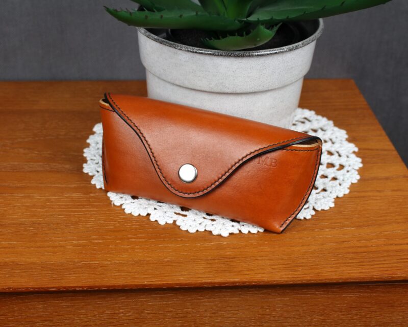 skorzane-etui-na-okulary-glasses-case-5.jpg skorzane-etui-na-okulary-glasses-case-5.jpg