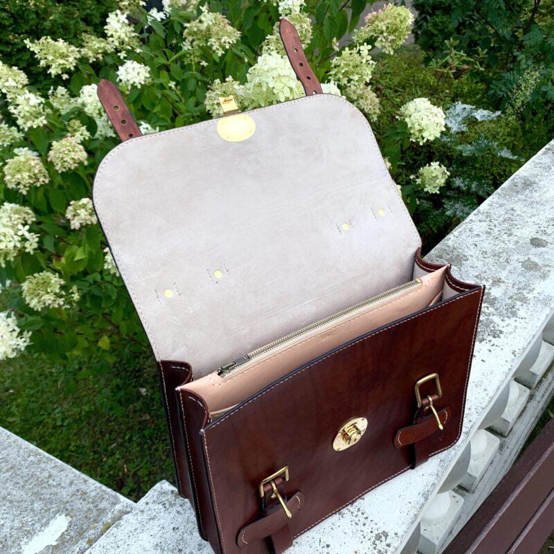 torba-biznesowa-aktowka-business-bag-briefcase-v1-3.jpg torba-biznesowa-aktowka-business-bag-briefcase-v1-3.jpg