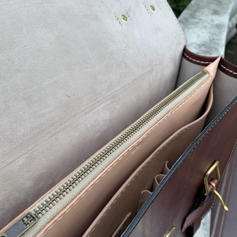 torba-biznesowa-aktowka-business-bag-briefcase-v1-5.jpg torba-biznesowa-aktowka-business-bag-briefcase-v1-5.jpg