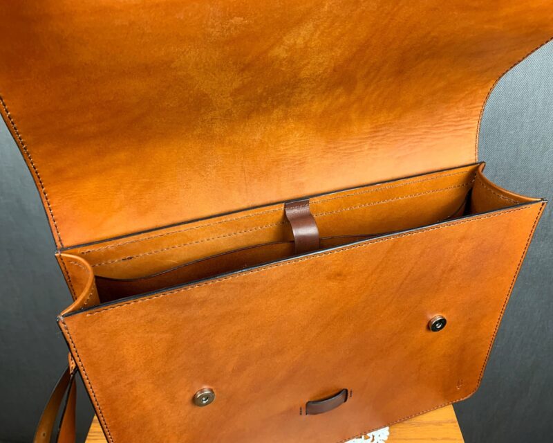 torba-listonoszka-meska-messenger-men-bag-v2-7.jpg torba-listonoszka-meska-messenger-men-bag-v2-7.jpg